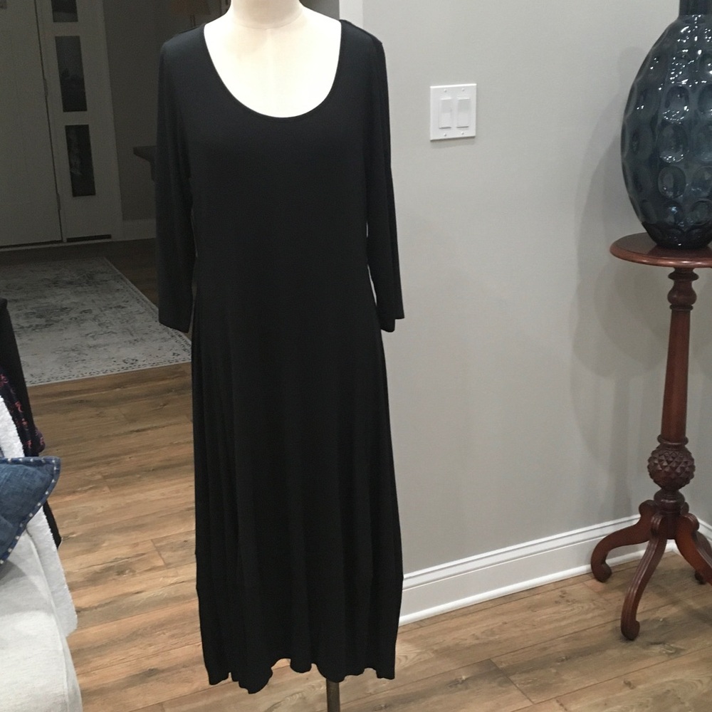 Truth + Style Black Long Sleeve Dress